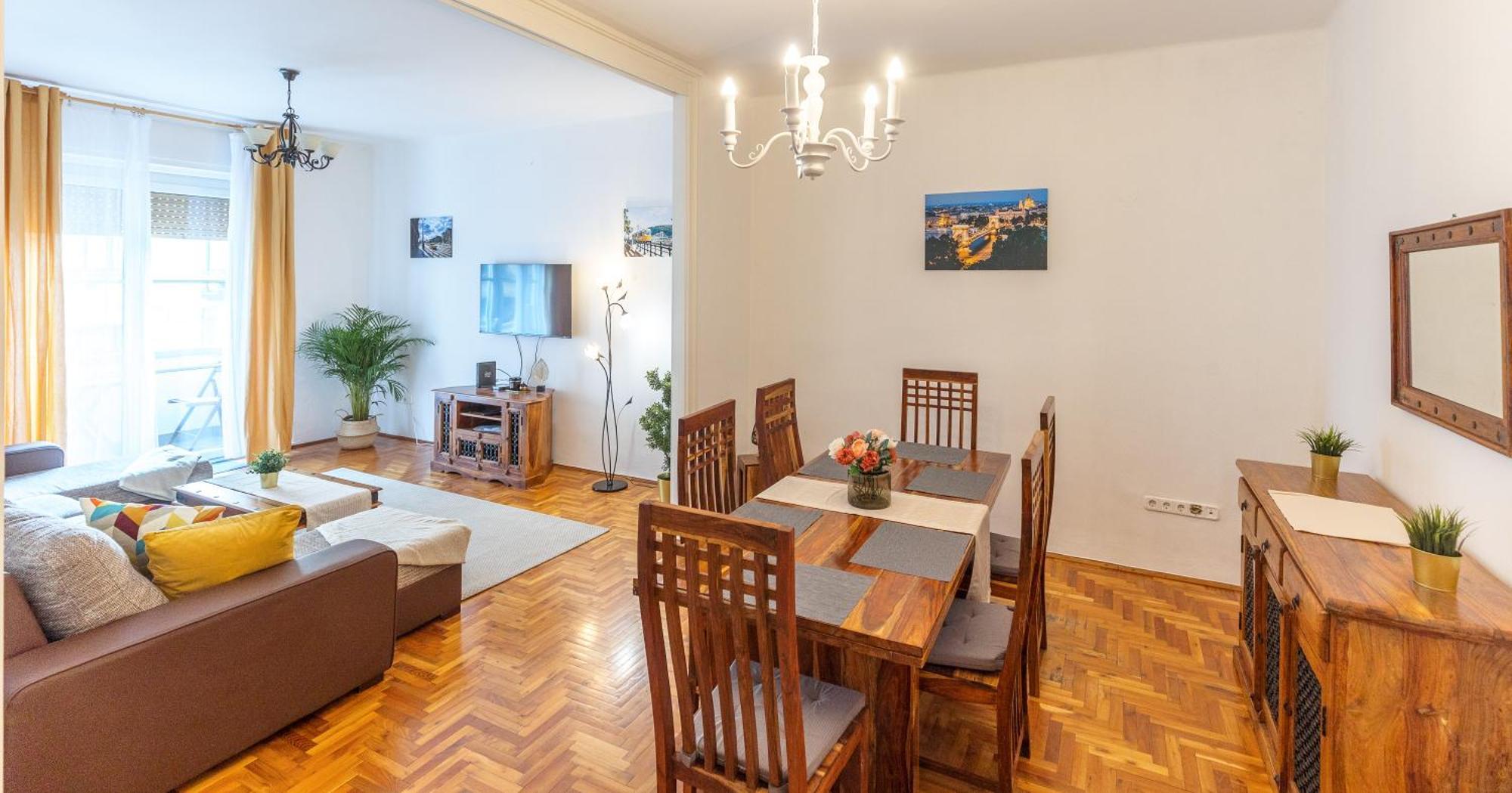 Bright & Spacious Riverside Apartment With Balcony بودابست المظهر الخارجي الصورة